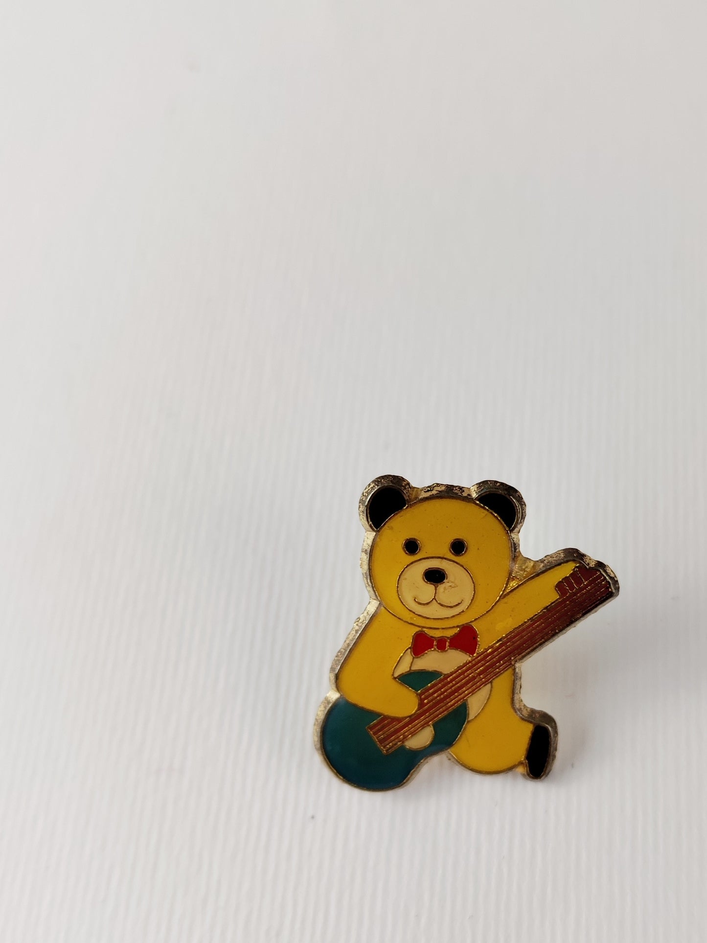 '80s Vintage Bear Pin