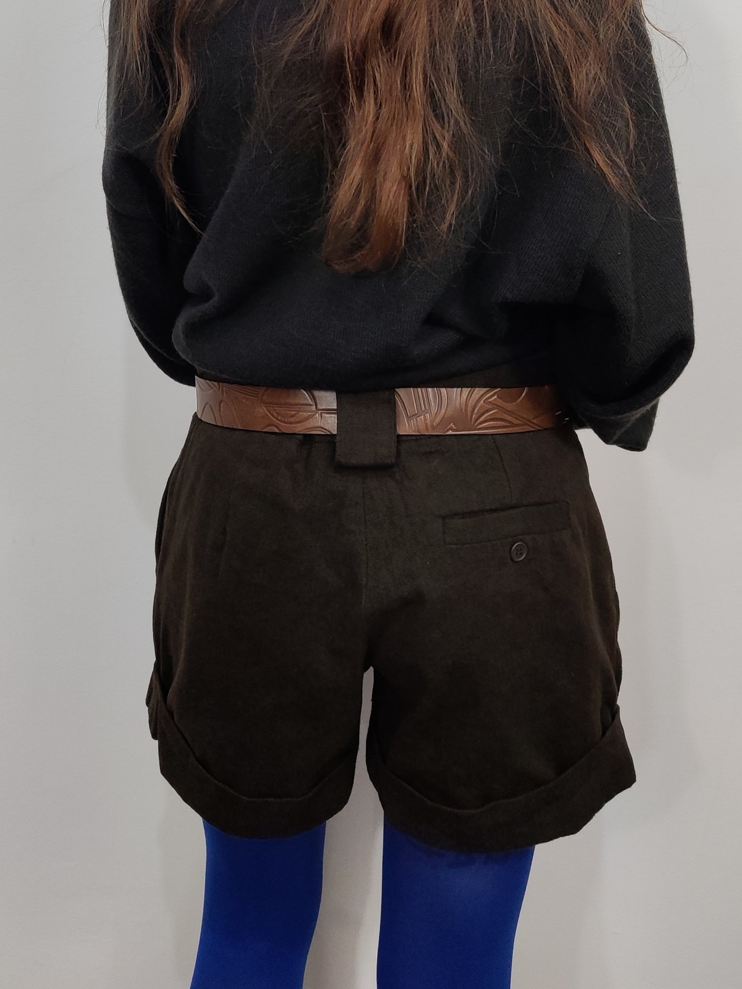 Low Waist Shorts - Size L