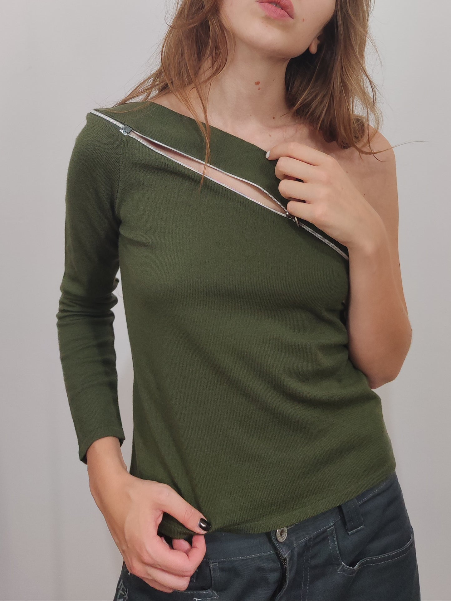 '90s One Shoulder Top - Size L
