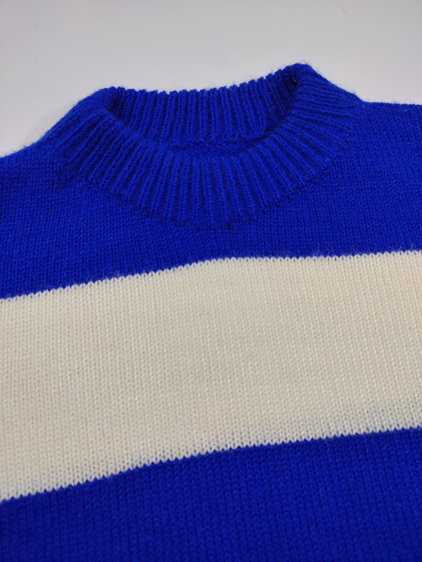Late '70s Striped Pull
