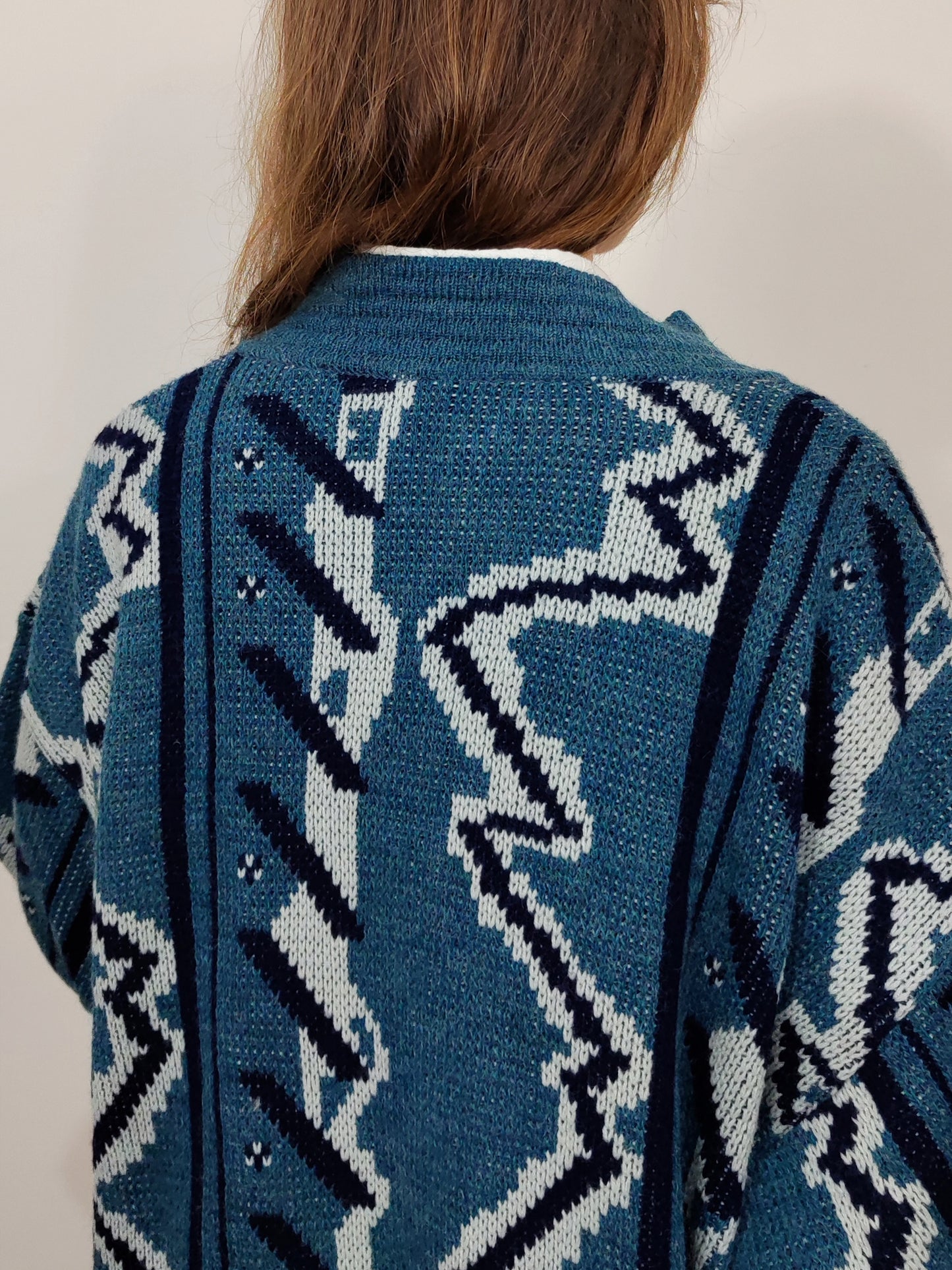 V-Neck Pullover