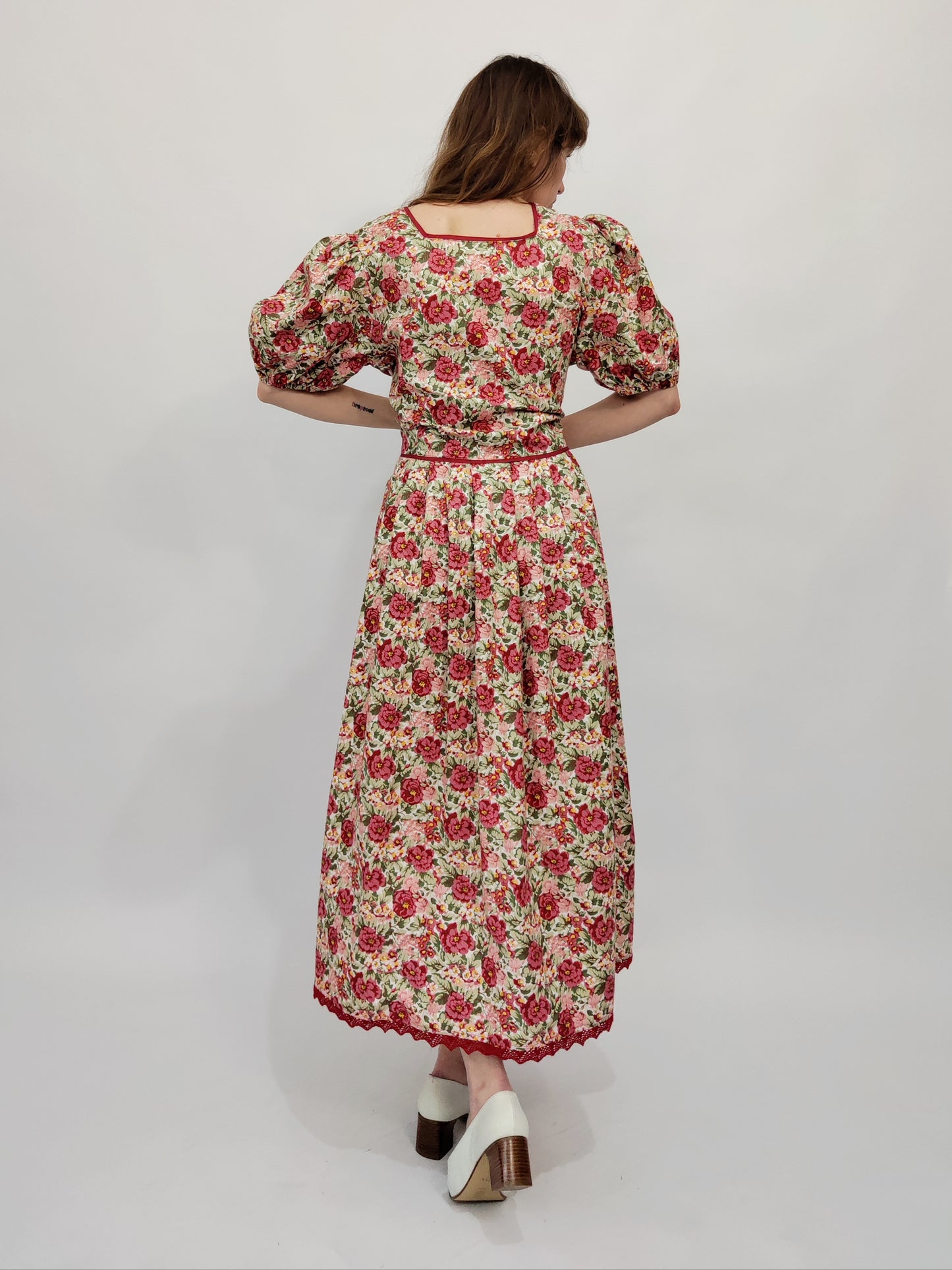 Meico Vintage Floral Dress