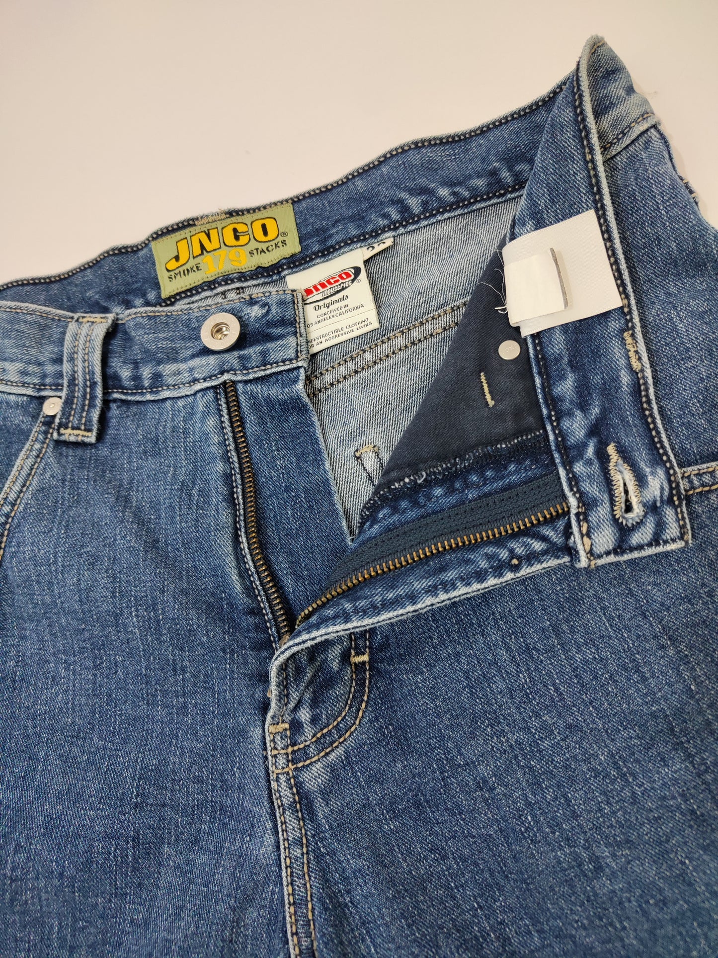 JNCO 179 Pipes Shorts (Revival 2017 ca. - Made in Mexico)