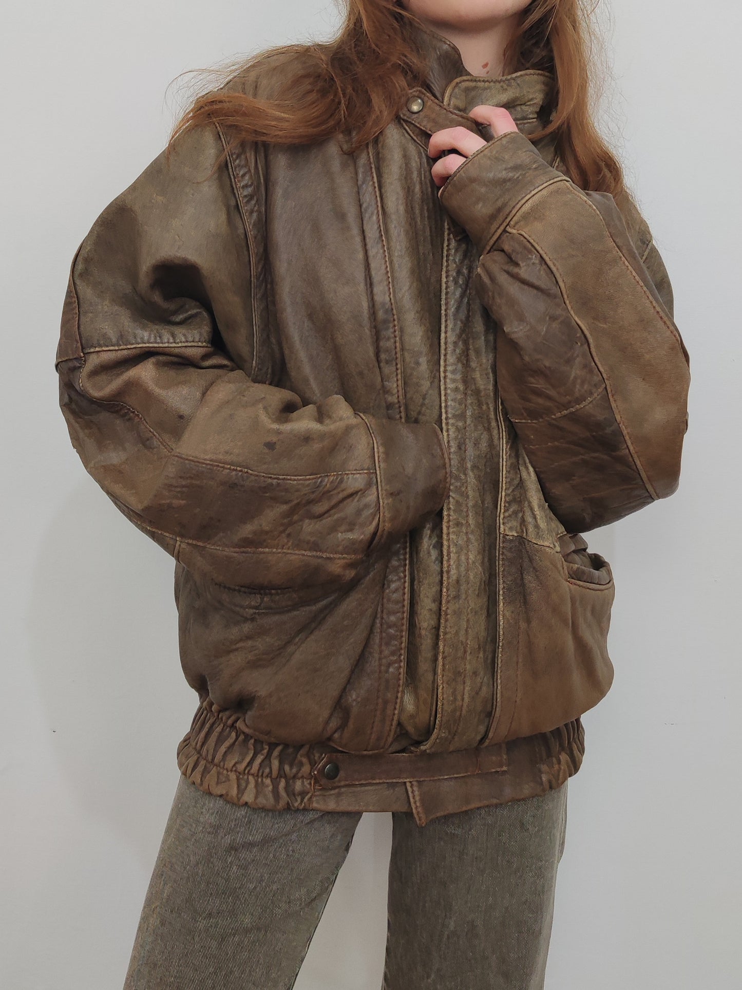 '80s Distressed Leather Bomber - Def.