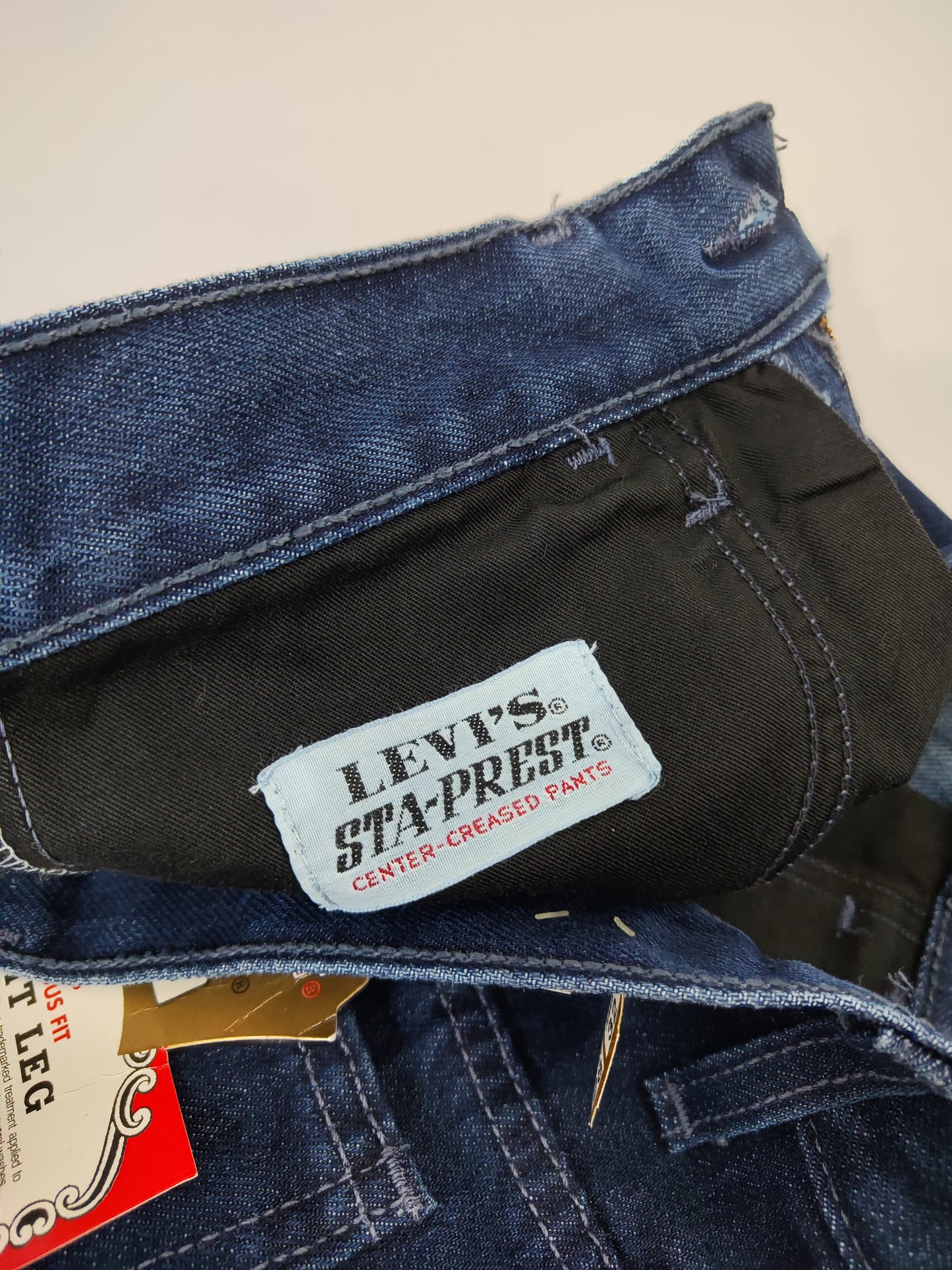 Levi's StaPrest Straight Leg - Deadstock