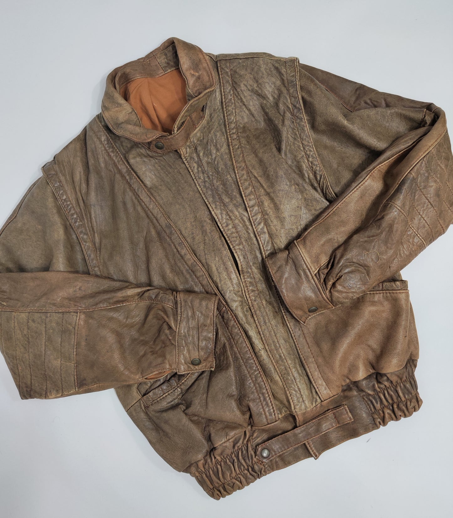 '80s Distressed Leather Bomber - Def.