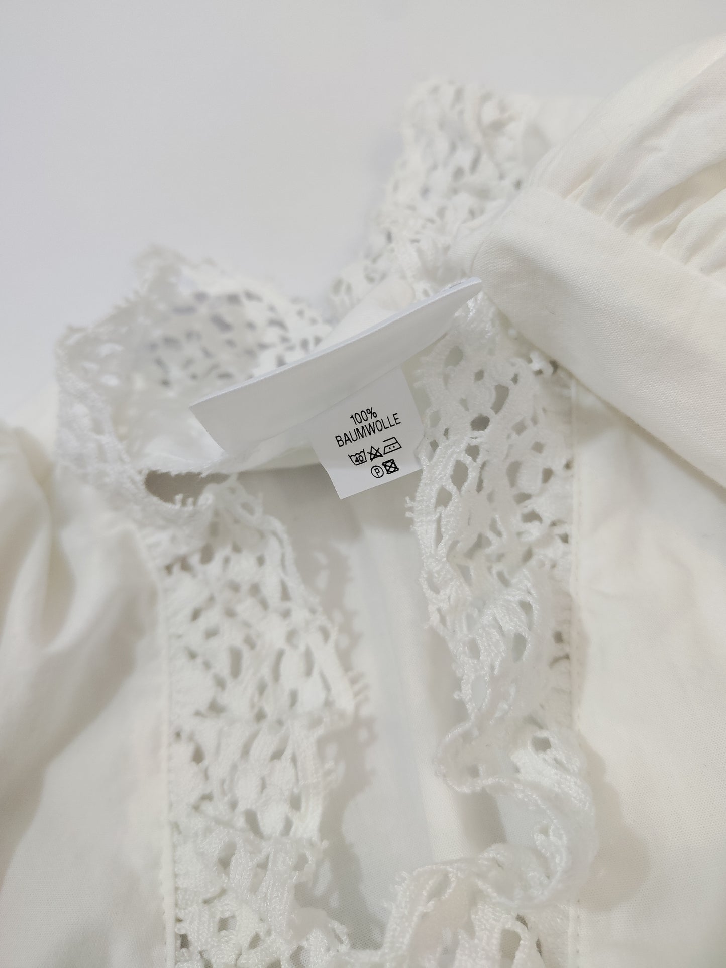 Vintage Dirndl Shirt - Size M/L