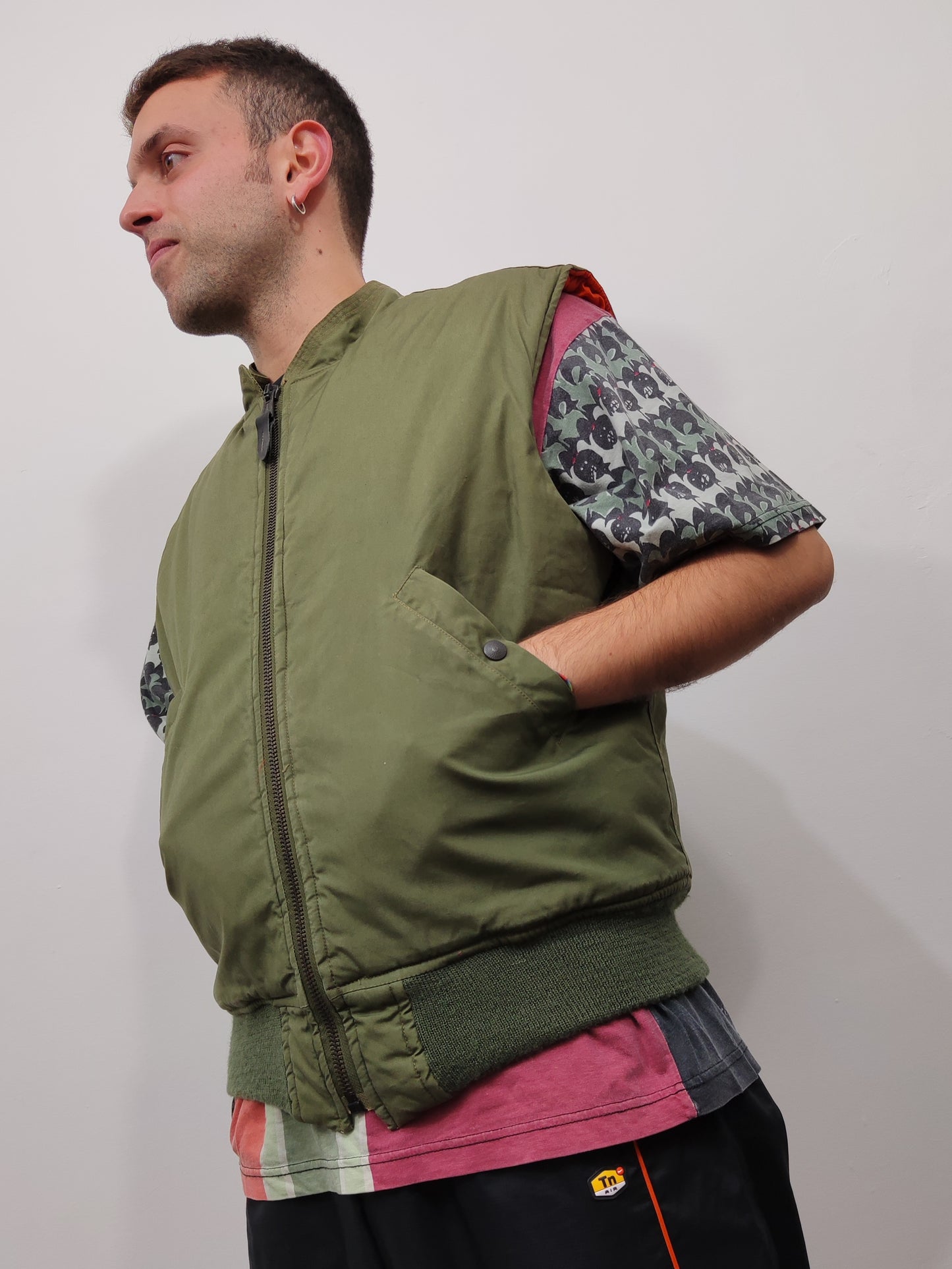 '90s Puffer Sleeveless Bomber