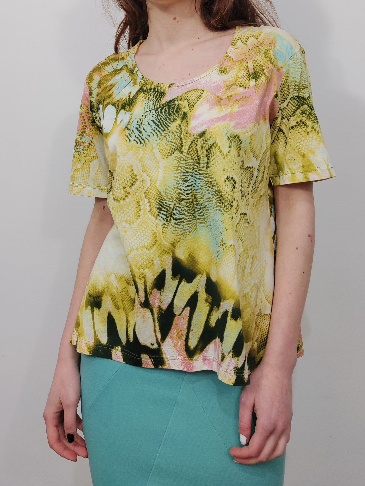 100% Cotton Vintage Tee