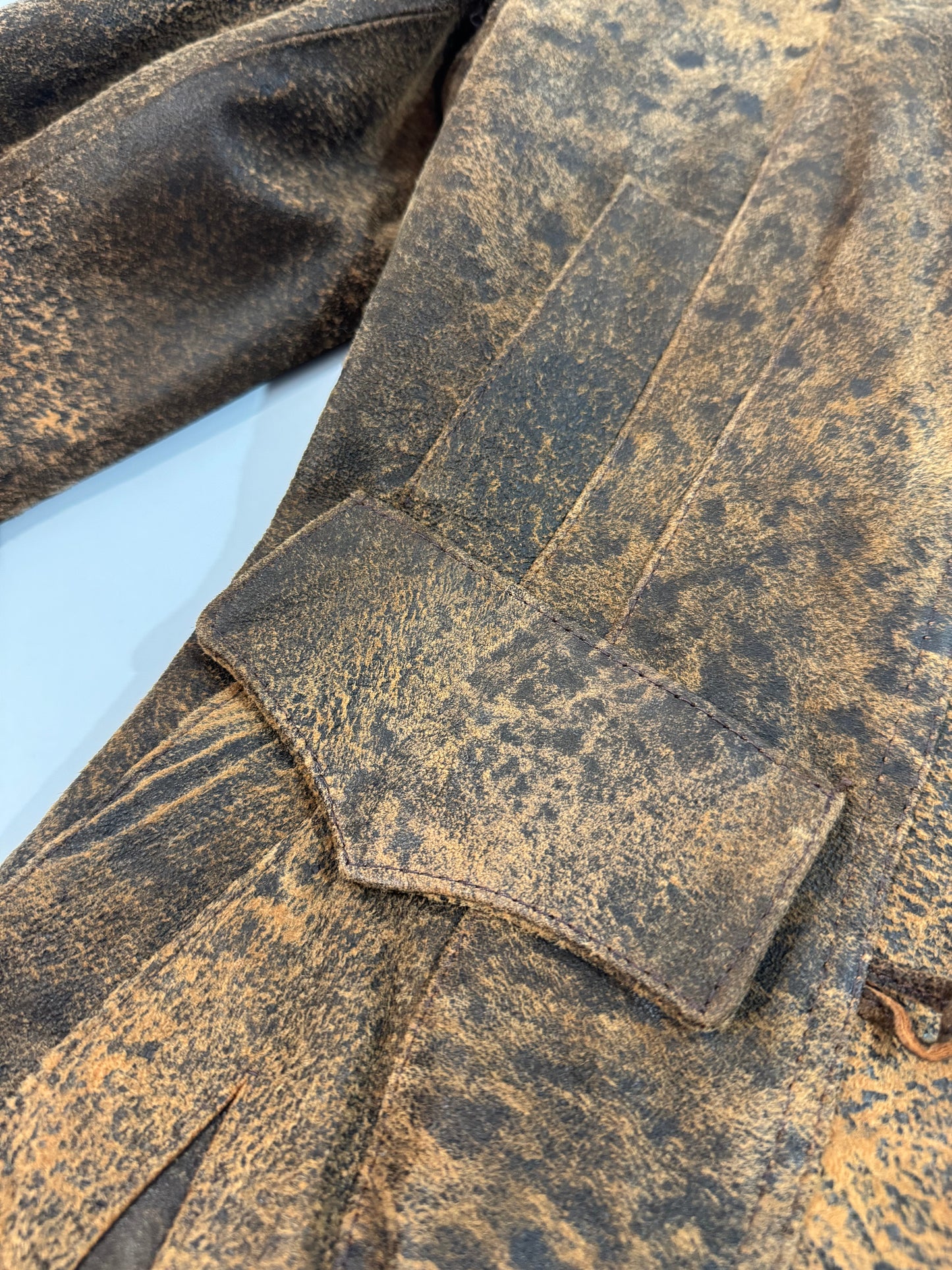 ‘90s Vintage Leather Jacket
