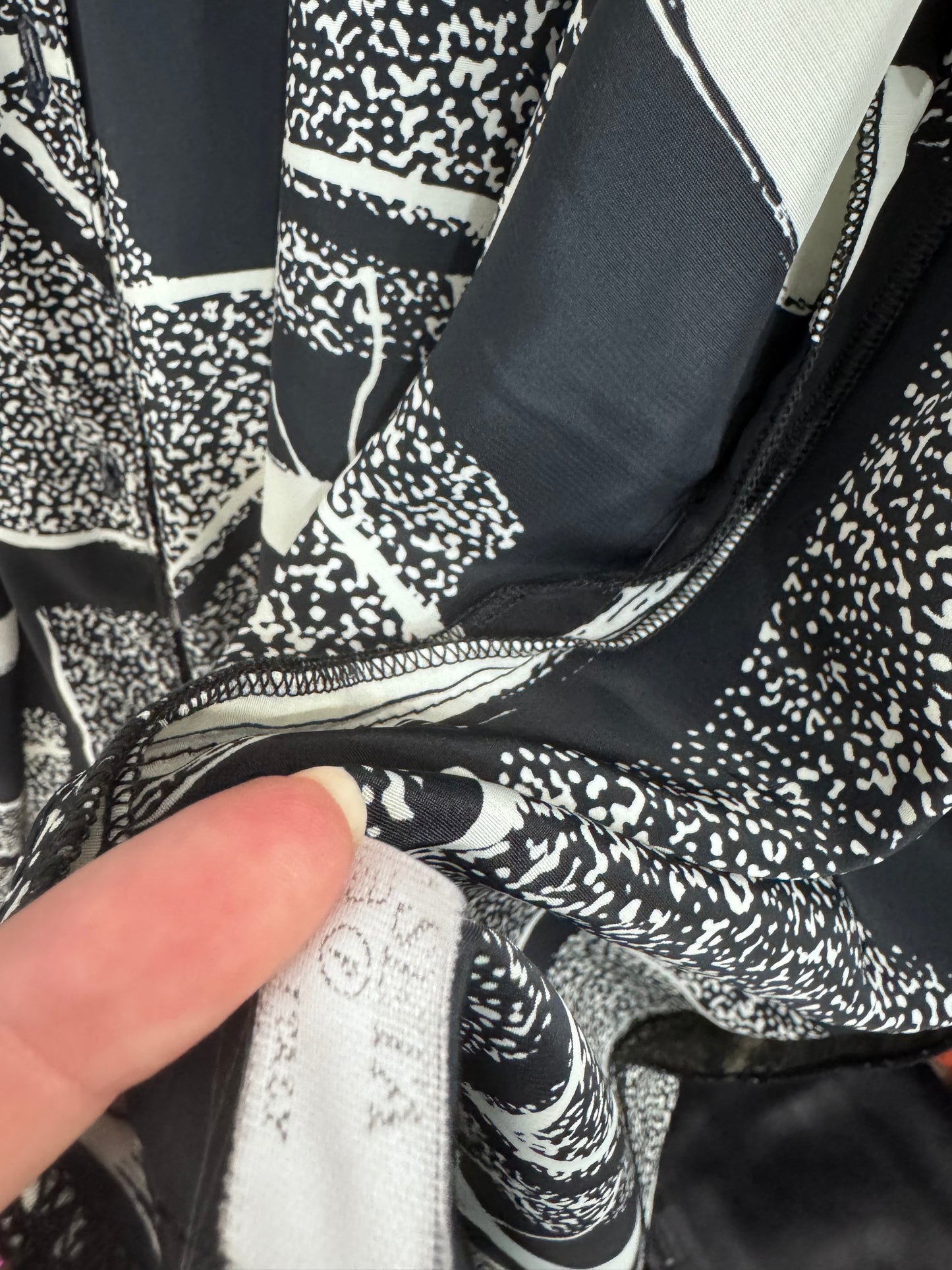 ‘90s Vintage Silk Blend Black and White Chemisier Dress