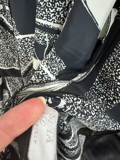 ‘90s Vintage Silk Blend Black and White Chemisier Dress