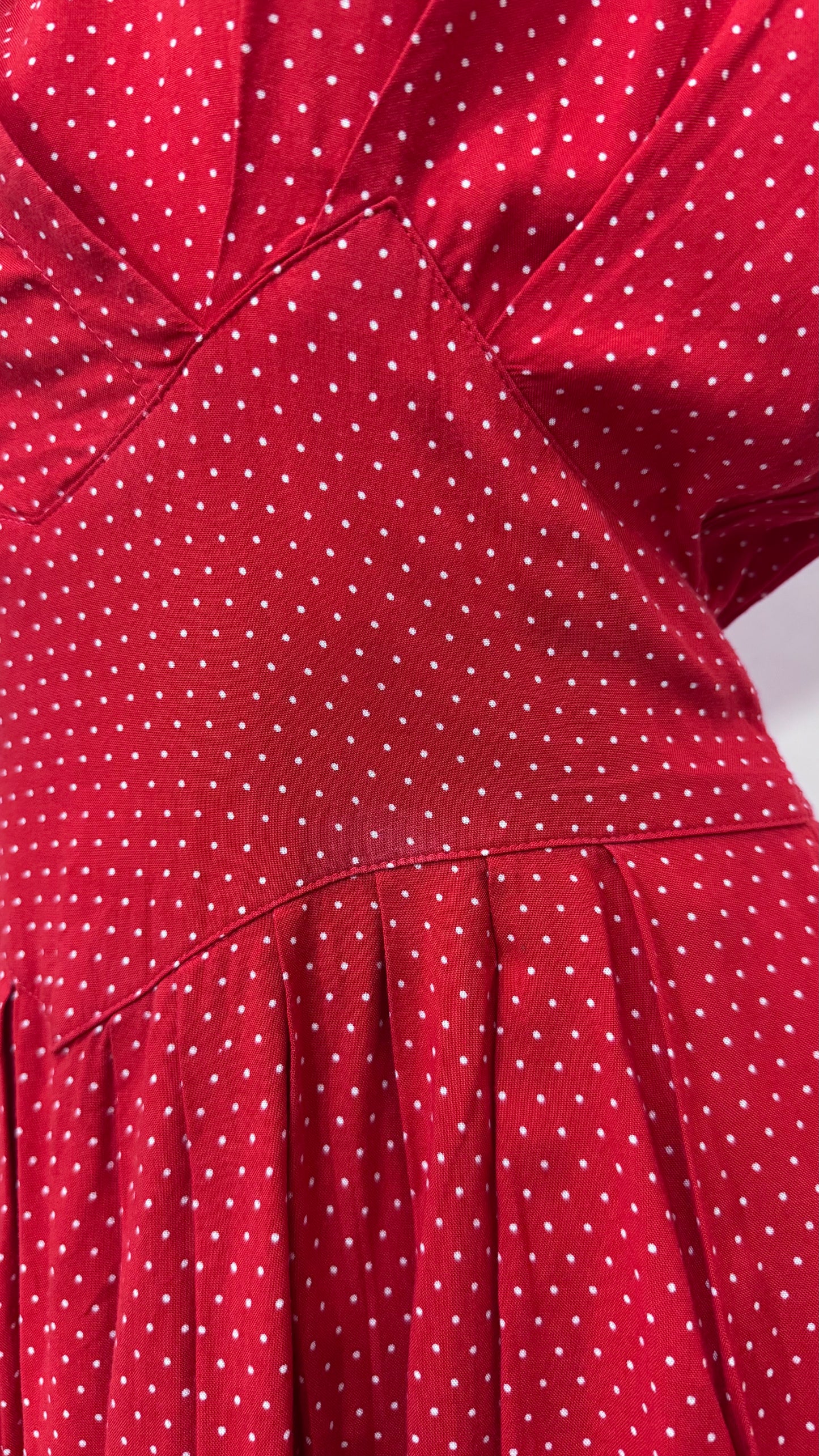 ‘80s Vintage Polka Dot Dress - M/L - Small Def.