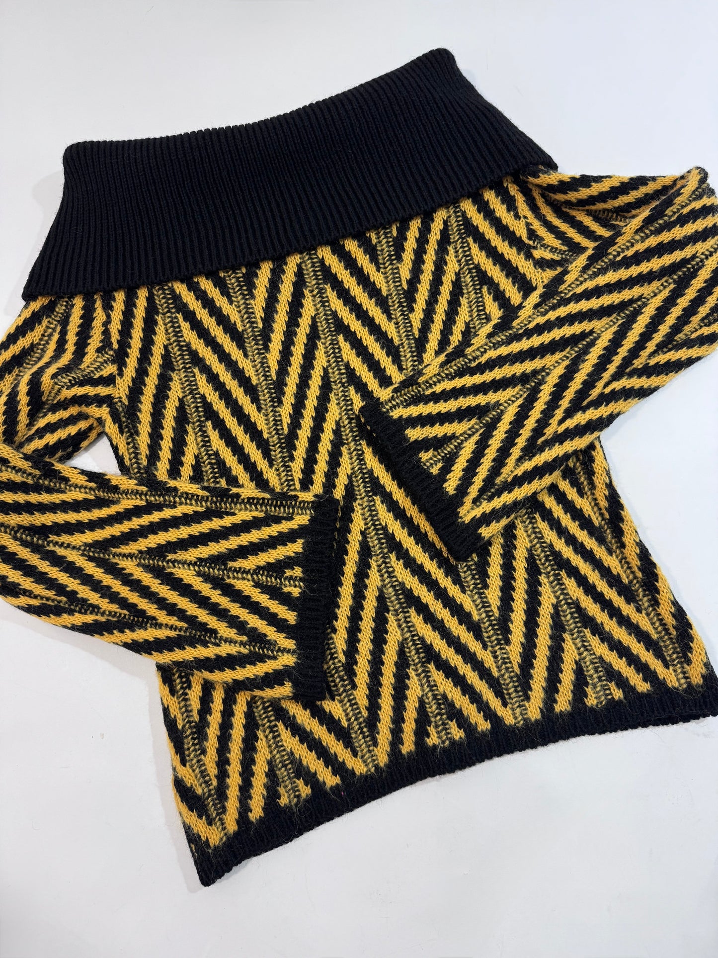 Late '90s Vintage Black&Yellow Co-Ord