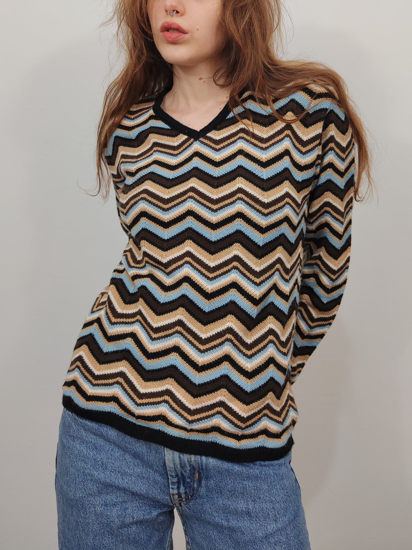 V-Neck Jumper