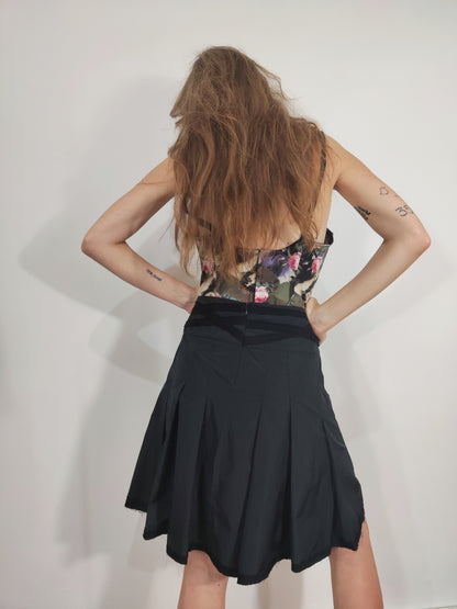 Y2K Black Full Skirt - Size M/L