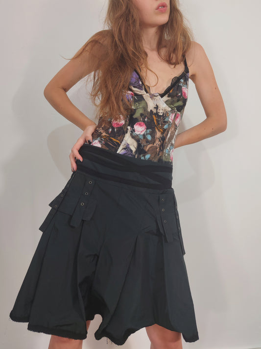 Y2K Black Full Skirt - Size M/L