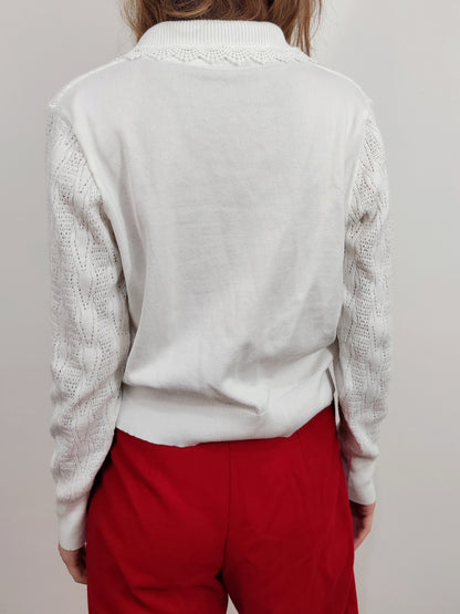 White Pullover