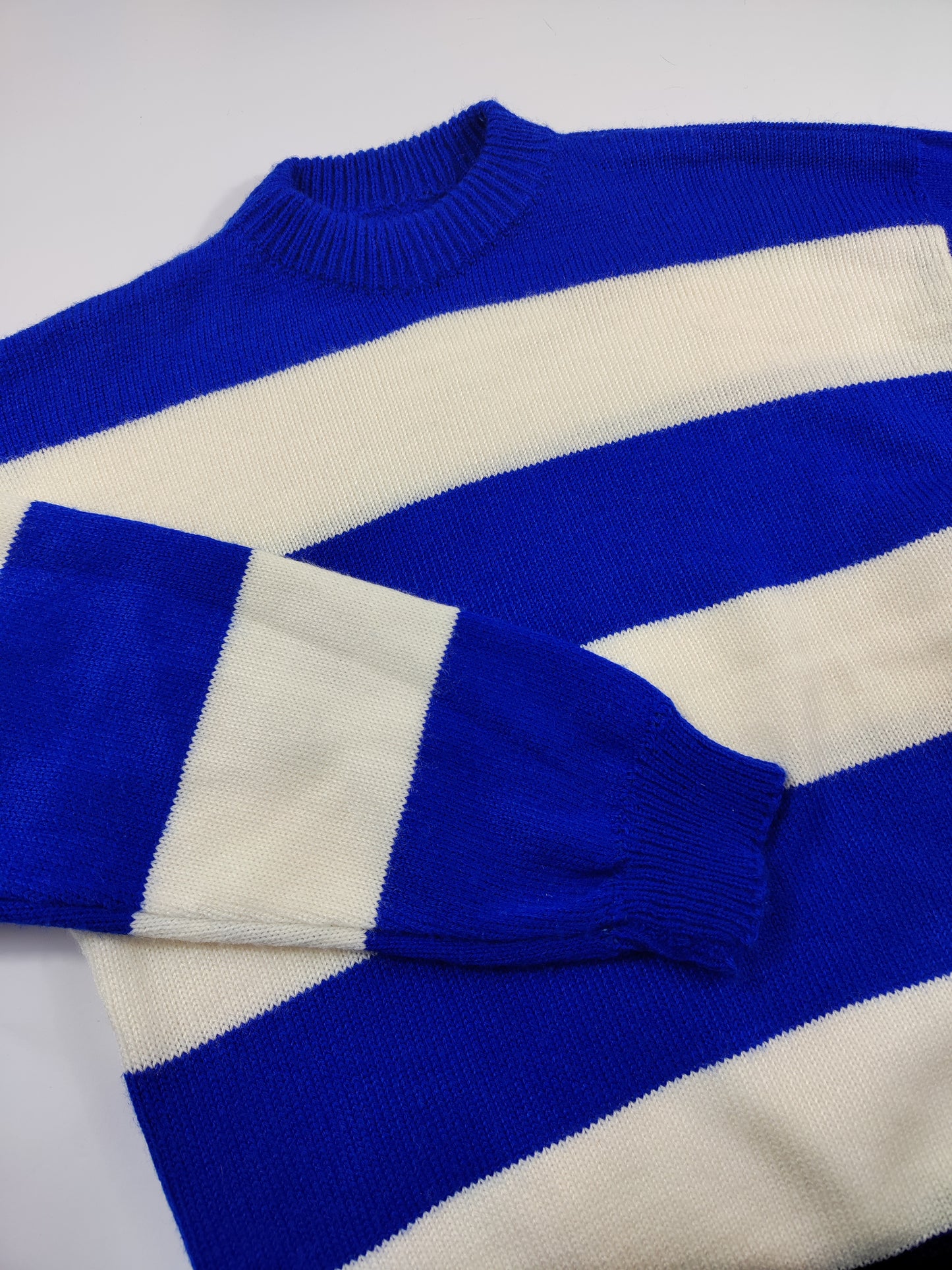 Late '70s Striped Pull