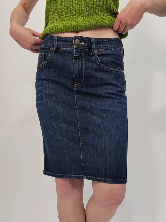 Gonna in denim chiusa