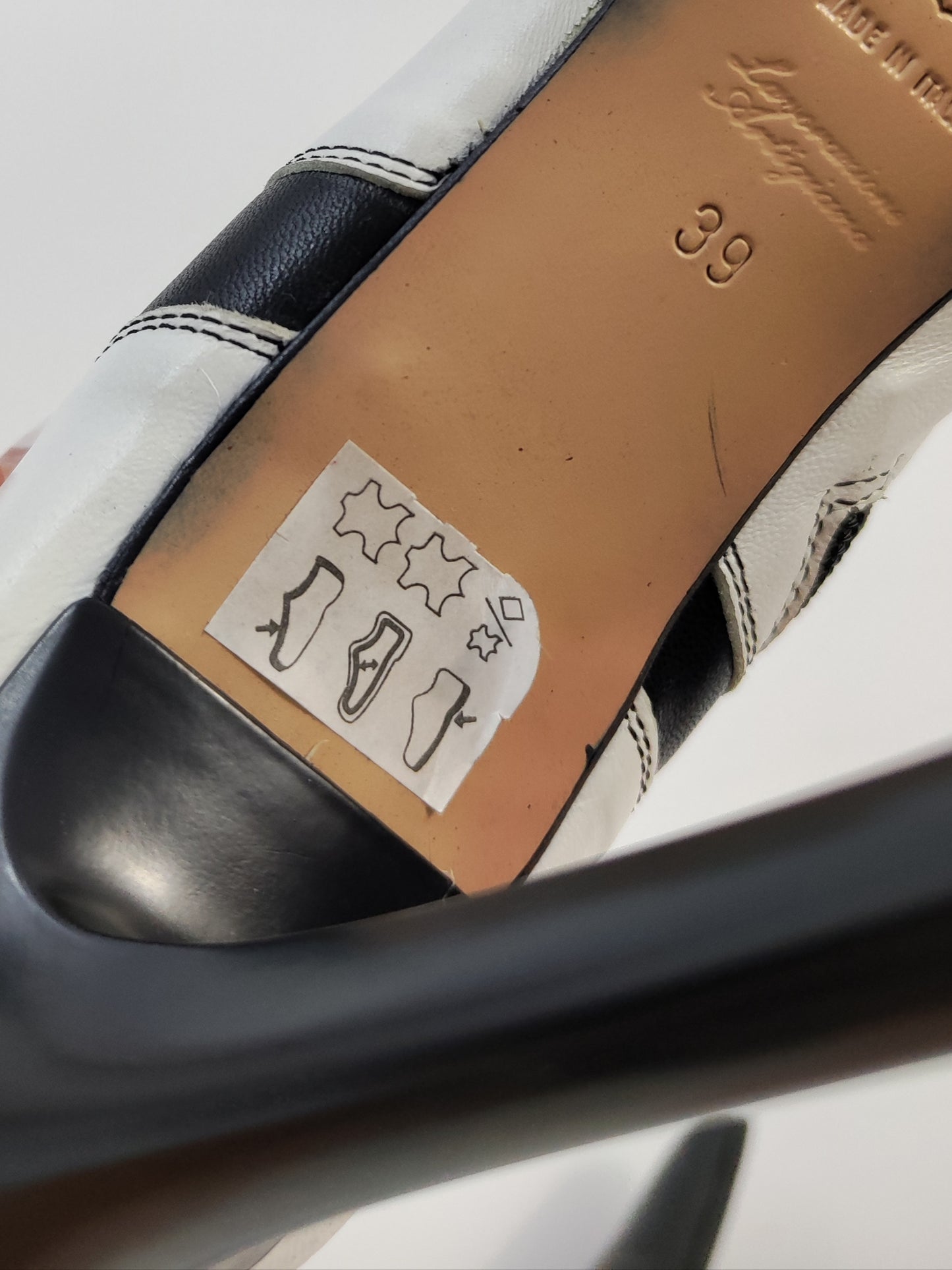 Y2K Vintage Deadstock Black & White Boots