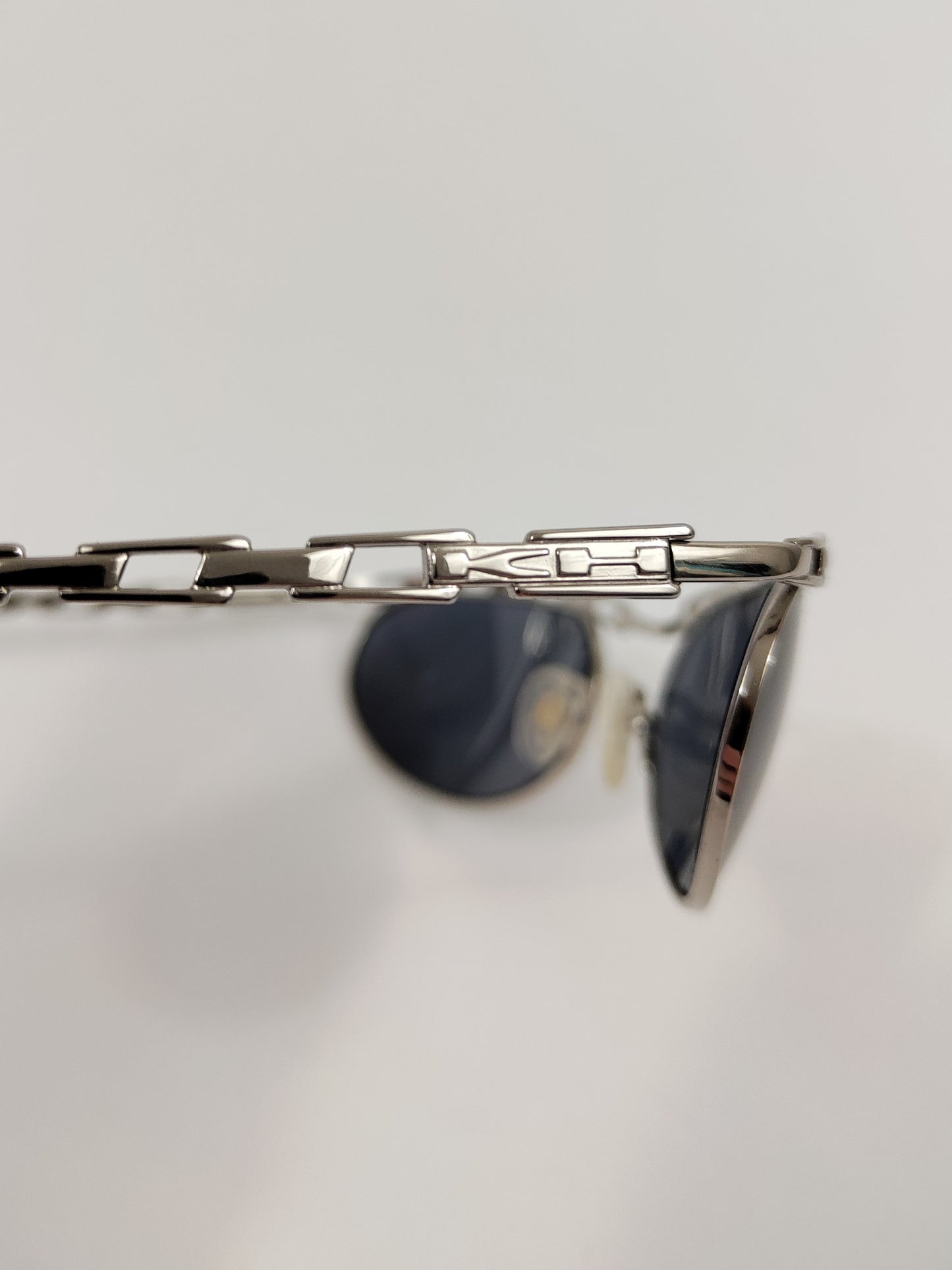 Katharine Hamnett Chain Sunglasses - Silver