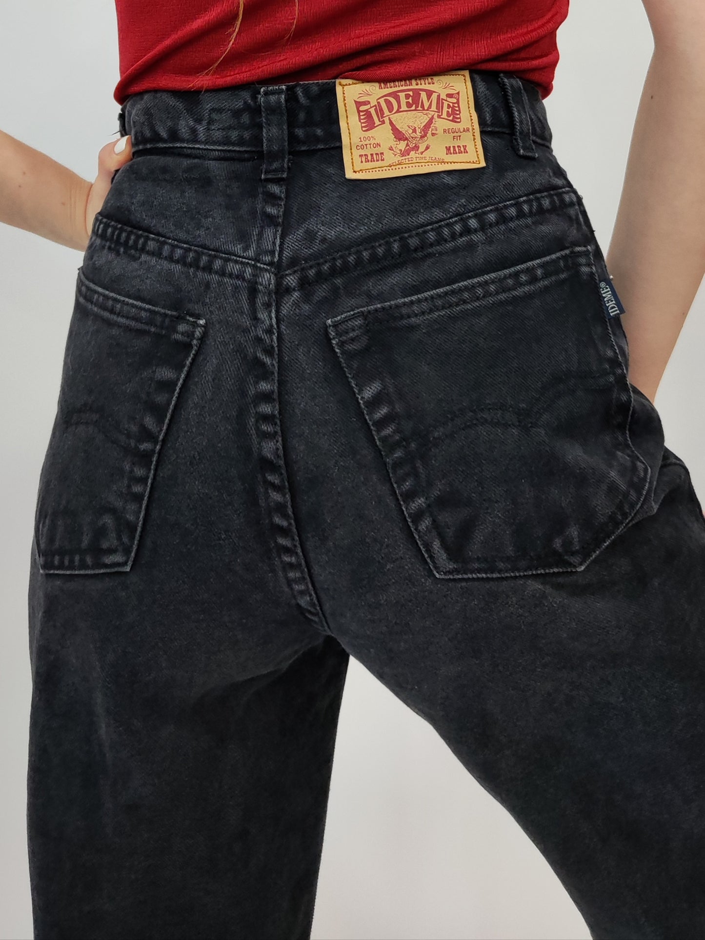 '90s Mom Jeans