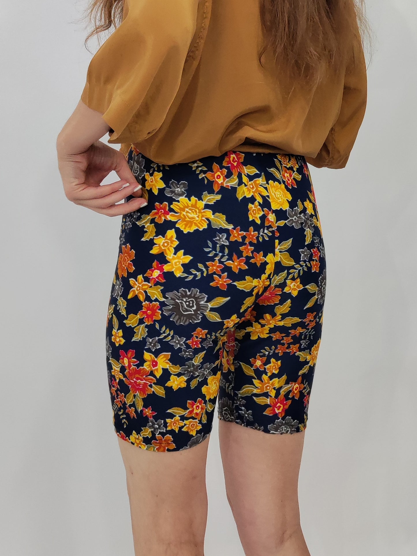 Vintage Biker Shorts - Floral Navy