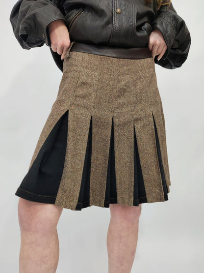 D&amp;G Vintage Pleated Wool Skirt