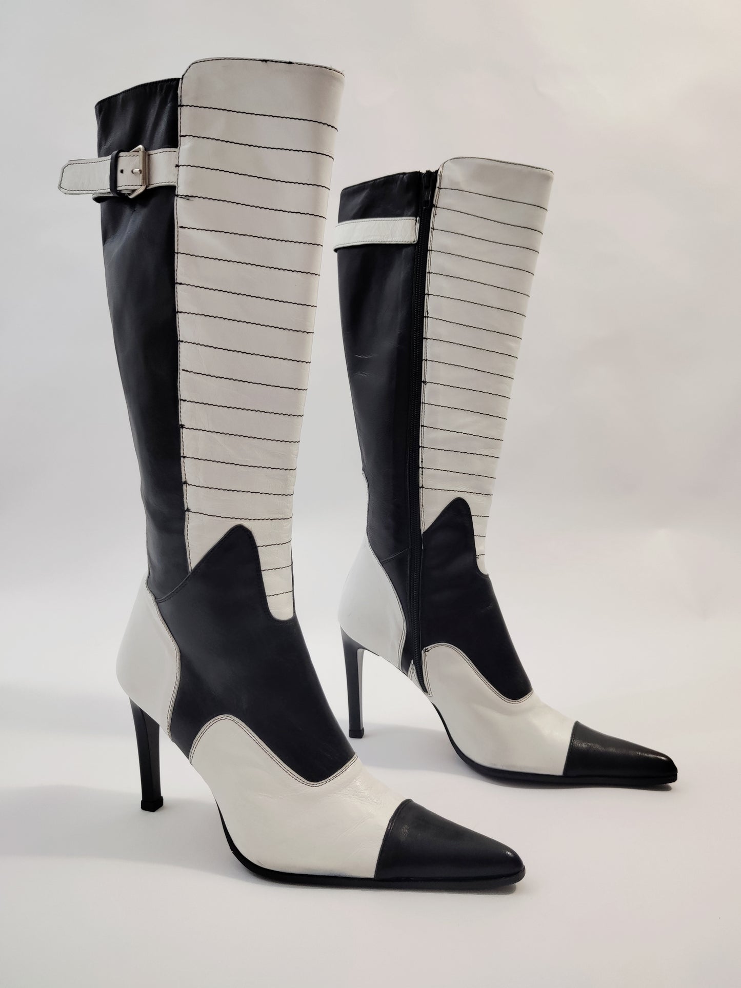 Y2K Vintage Deadstock Black & White Boots