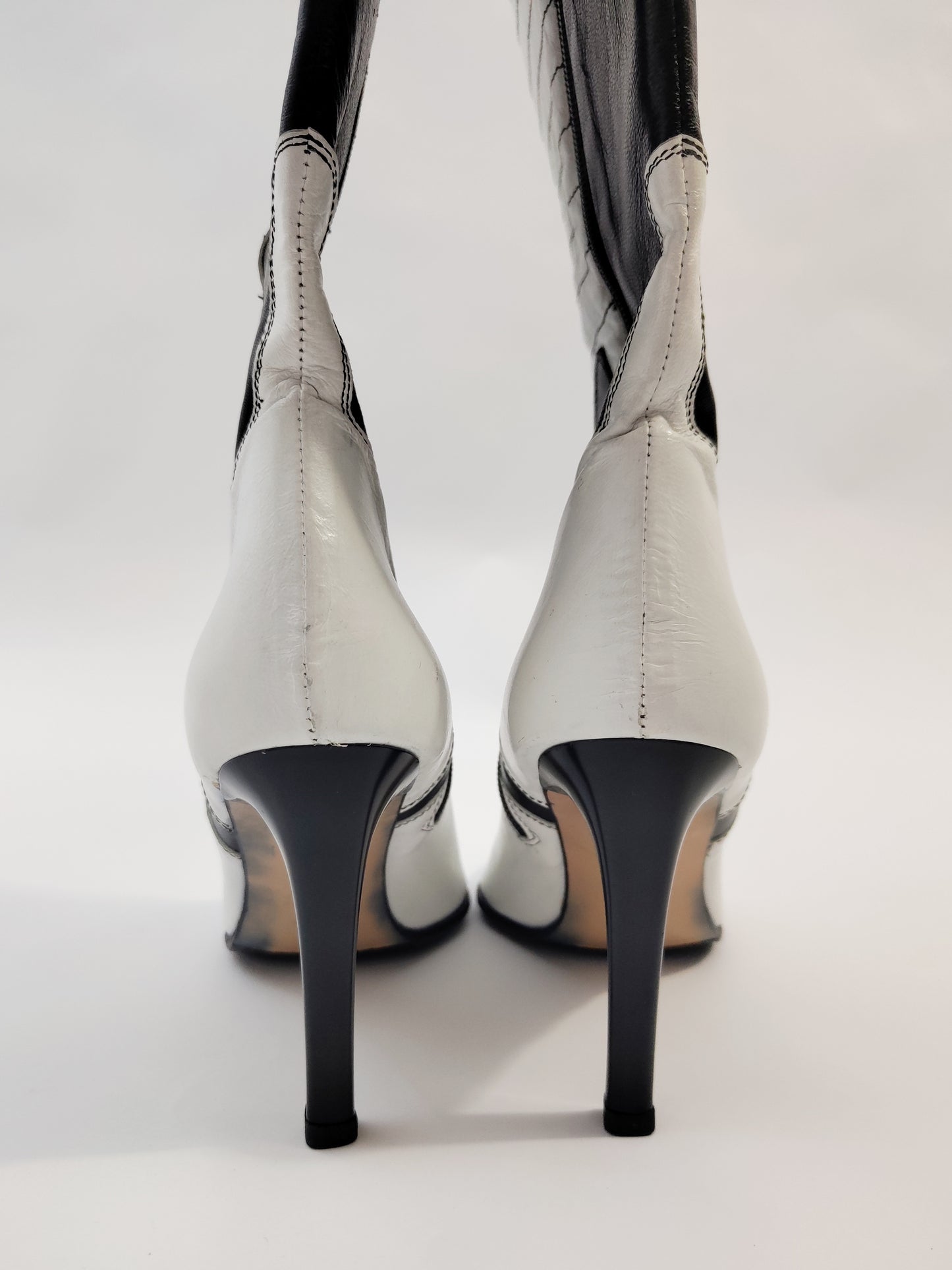Y2K Vintage Deadstock Black & White Boots