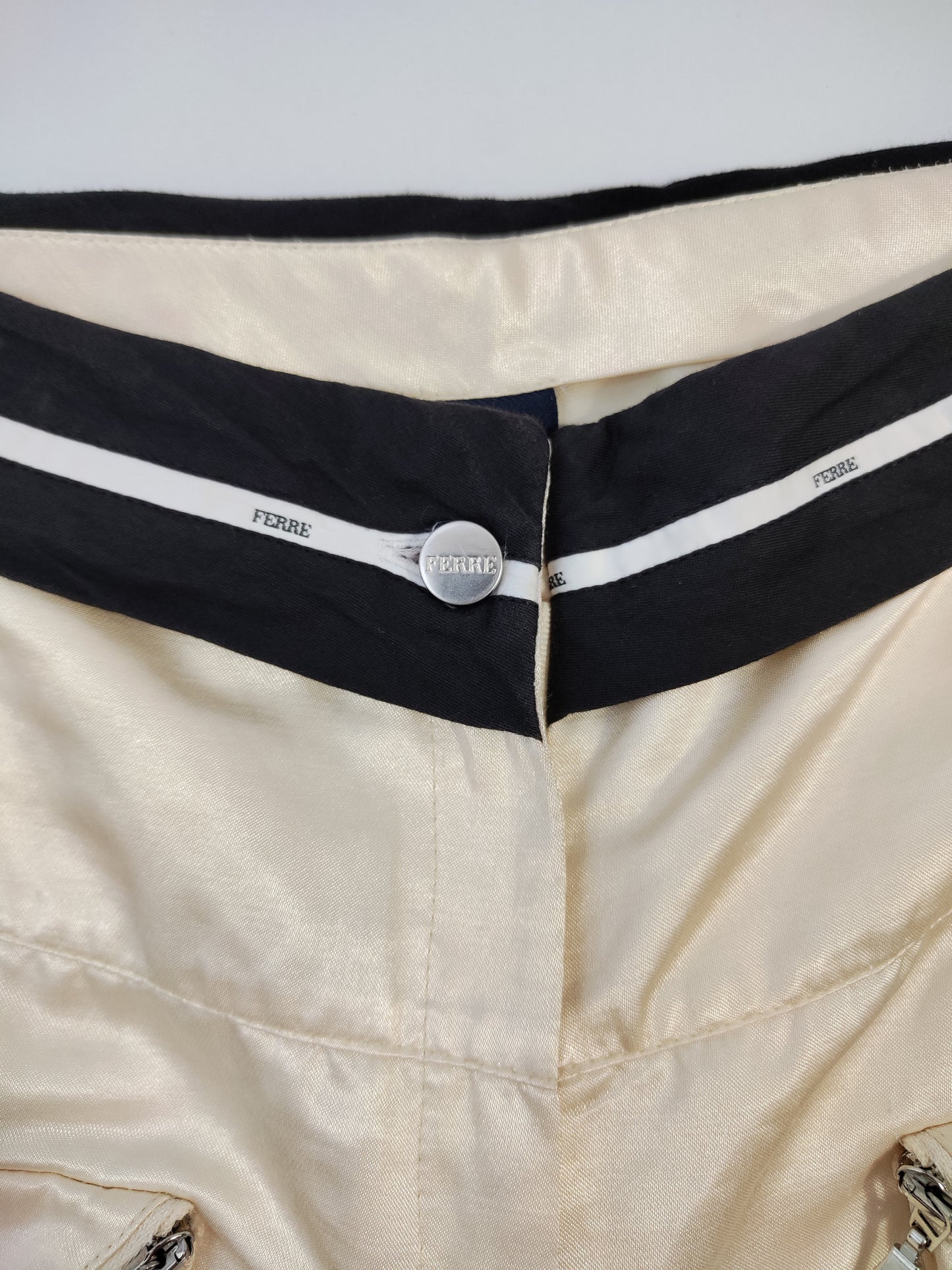 Gianfranco Ferré Capri Cargo Pants