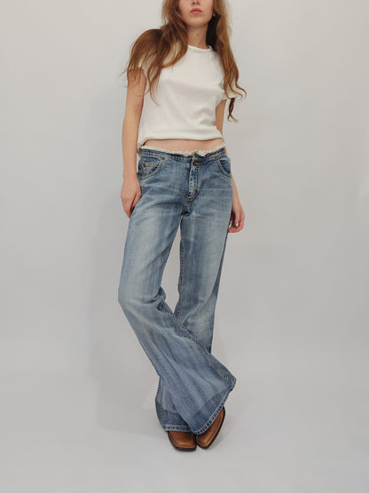 Lee Felton Low Waist Flare Jeans - Deadstock
