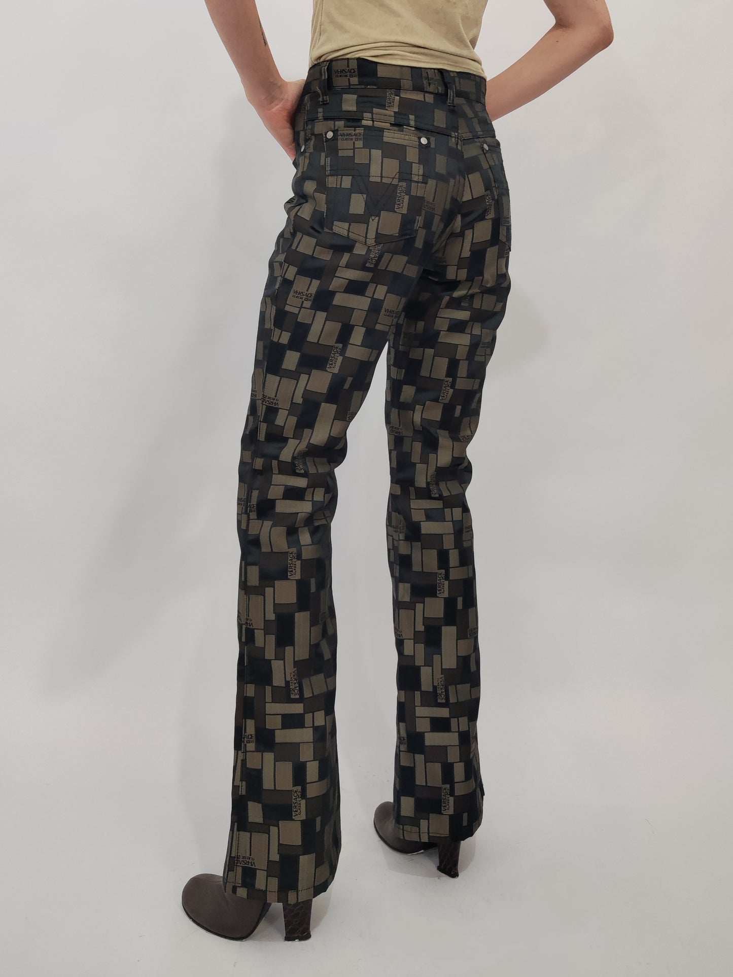 Gianni Versace V2 Vintage Nylon Trousers - Brown