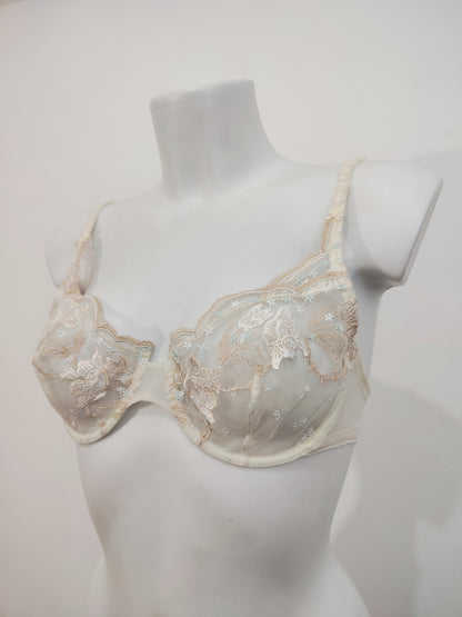 IMEC Vintage Deadstock Embroidered Nude Lace Bra