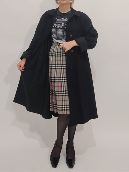 '80s Reversible Black Trenchcoat -